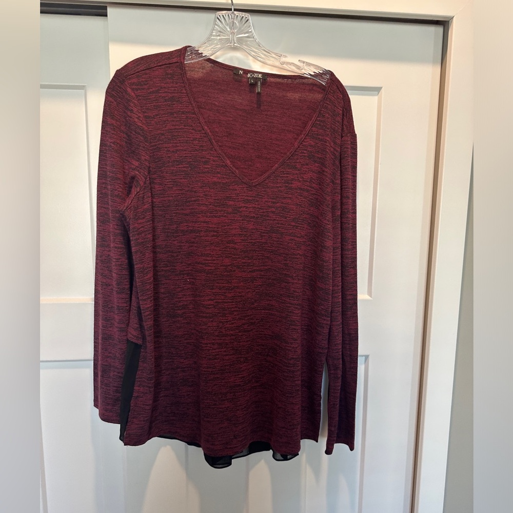 Nic+Zoe v-neck burgundy with black on back - great condition - size L